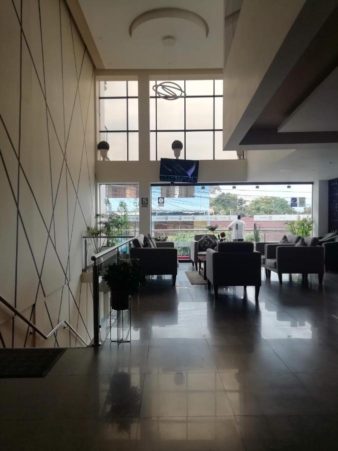 Murano Hotel Moyobamba Exterior photo