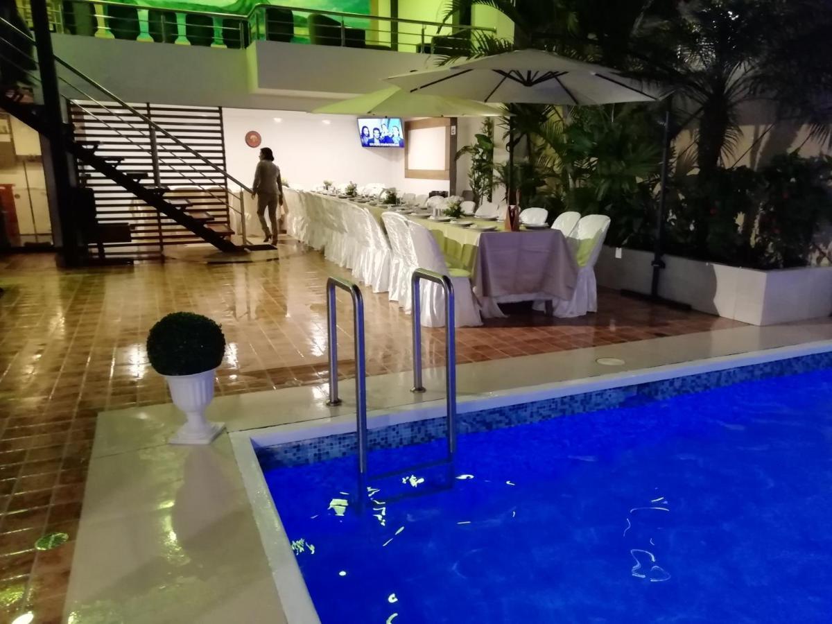 Murano Hotel Moyobamba Exterior photo